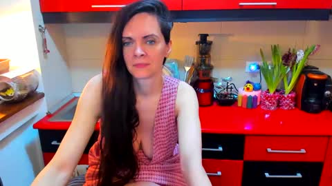 sexqueen1111 online show from February 26, 2025, 4:25 am