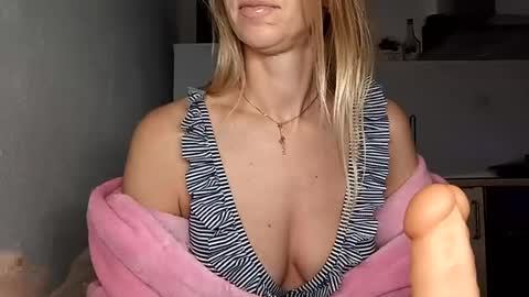 Verona online show from June 17, 2026, 2:36 am