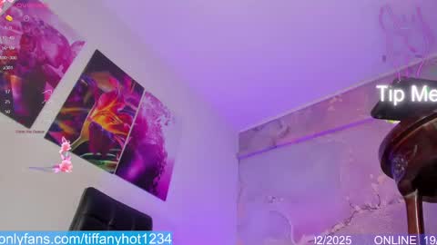 Tifanny Benitez  online show from February 19, 2025, 7:38 pm