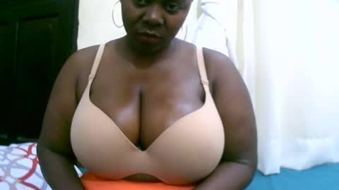 sexxi_ebony online show from September 9, 2025, 1:38 am
