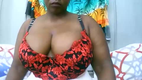 sexxi_ebony online show from December 19, 2025, 4:19 am