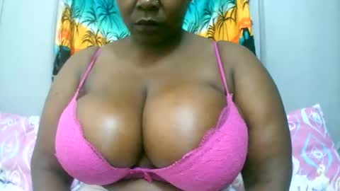 sexxi_ebony online show from February 10, 2026, 4:16 am