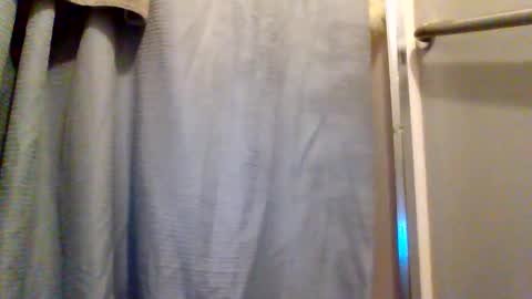 Leeah CloudZzz online show from March 8, 2026, 5:44 am