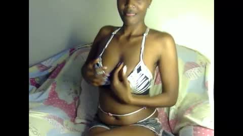 Snapshot of sexxy_boobiess chatting on October 19, 2025, 6:25 am Natural boobs online show from October 19, 2025, 6:25 am