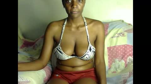 Snapshot of sexxy_boobiess chatting on October 27, 2025, 6:28 am Natural boobs online show from October 27, 2025, 6:28 am