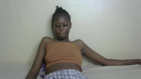 sexxy bum online show from February 18, 2025, 5:21 pm