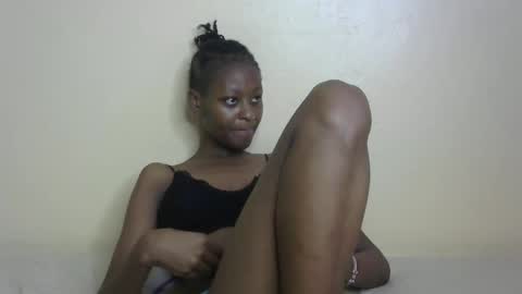 sexxy bum online show from February 19, 2025, 9:36 pm