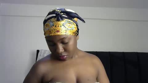 sexxy_buty online show from September 10, 2025, 9:59 pm