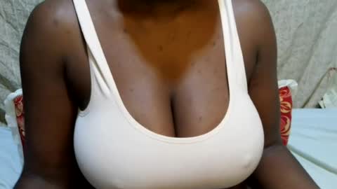 Snapshot of sexxy_maya1 chatting on August 5, 2026, 7:22 am sexxy_maya1 online show from August 5, 2026, 7:22 am
