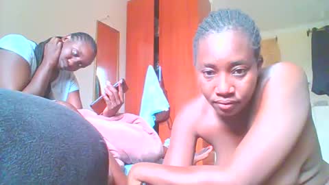 Snapshot of sexxy_thick_ebony chatting on September 29, 2025, 8:08 am Sweet doll  online show from September 29, 2025, 8:08 am