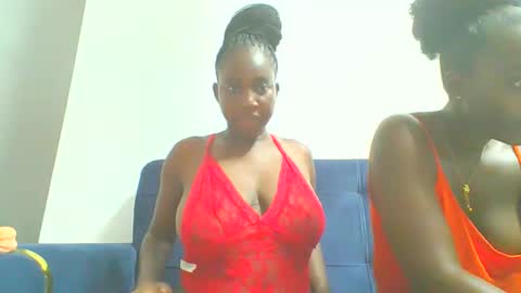Snapshot of sexxy_thick_ebony chatting on October 15, 2025, 4:18 pm Sweet doll  online show from October 15, 2025, 4:18 pm