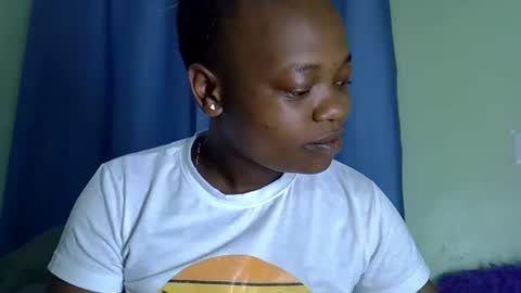 Snapshot of sexxybuttie chatting on October 20, 2025, 4:02 am African Queen online show from October 20, 2025, 4:02 am