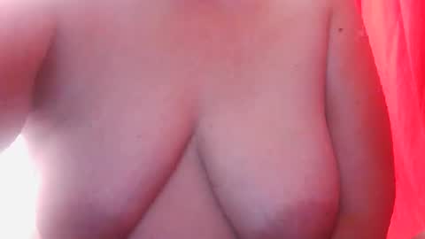 misslovely j online show from May 2, 2026, 6:07 am