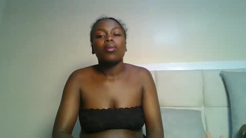 Snapshot of sexxyivy chatting on February 13, 2025, 5:22 pm ivy online show from February 13, 2025, 5:22 pm