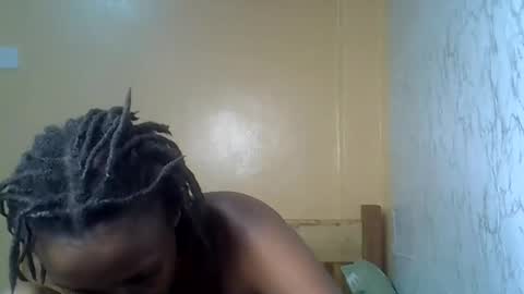 Snapshot of sexxyjey_ chatting on October 21, 2025, 1:17 am sexxyjey_ online show from October 21, 2025, 1:17 am