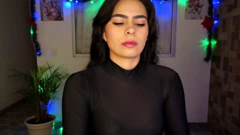 Snapshot of sexxylady__ chatting on December 20, 2024, 2:16 pm Angie online show from December 20, 2024, 2:16 pm