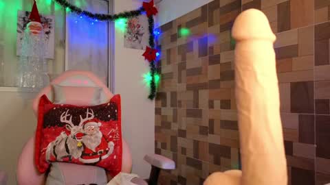 Snapshot of sexxylady__ chatting on December 20, 2024, 5:18 pm Angie online show from December 20, 2024, 5:18 pm