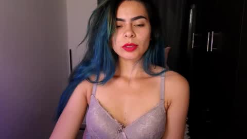 Snapshot of sexxylady__ chatting on September 9, 2025, 1:16 am Angie online show from September 9, 2025, 1:16 am
