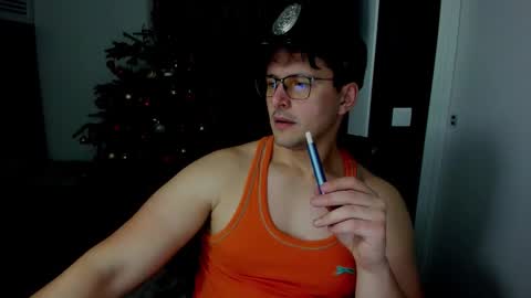 Sexxymuscles4U online show from January 8, 2026, 1:46 pm