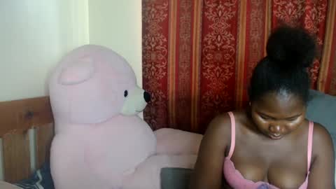 Snapshot of sexxypritty chatting on September 30, 2025, 6:40 am sexxypritty online show from September 30, 2025, 6:40 am