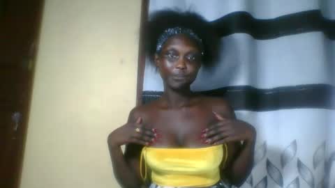 sexxysavanah online show from October 6, 2025, 11:35 pm