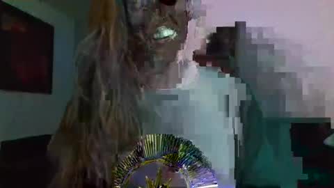 Snapshot of sexy420girl5 chatting on February 20, 2025, 6:17 am sexy420girl5 online show from February 20, 2025, 6:17 am