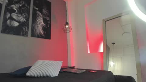 Tiger  online show from February 5, 2026, 3:22 am