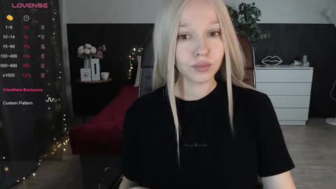 Snapshot of sexy_alexxia chatting on September 18, 2025, 11:34 am Alexia online show from September 18, 2025, 11:34 am