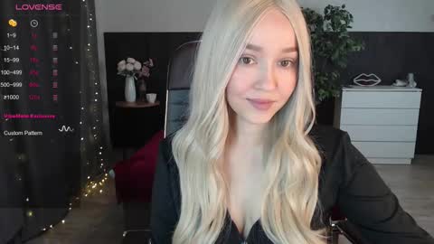 Snapshot of sexy_alexxia chatting on September 25, 2025, 12:09 pm Alexia online show from September 25, 2025, 12:09 pm