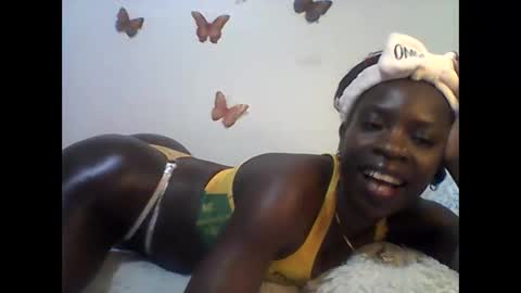 Snapshot of sexy_annbel chatting on October 11, 2025, 10:19 pm Ann online show from October 11, 2025, 10:19 pm