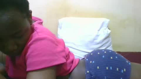 Snapshot of sexy_ariana90 chatting on October 27, 2025, 5:55 am Reshia online show from October 27, 2025, 5:55 am