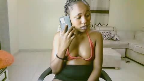 Ariana online show from March 12, 2025, 7:06 pm