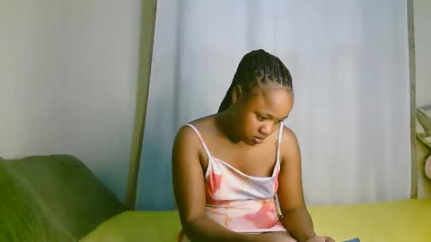 Ariana online show from October 13, 2025, 1:22 pm