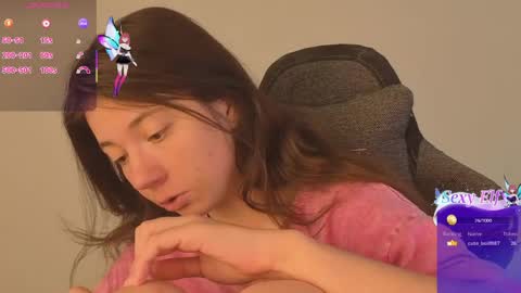 sexy_b0rsch online show from May 7, 2026, 3:23 am