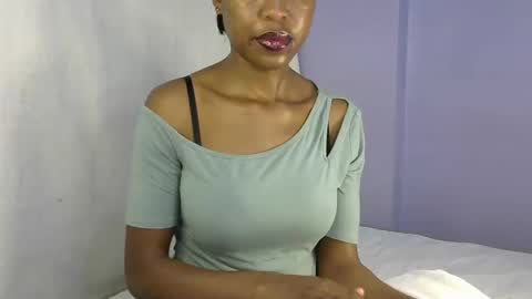 kiki online show from November 2, 2025, 3:31 am