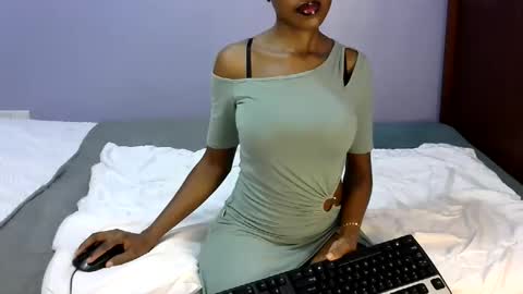 Snapshot of sexy_b7 chatting on June 7, 2026, 8:45 pm kiki online show from June 7, 2026, 8:45 pm