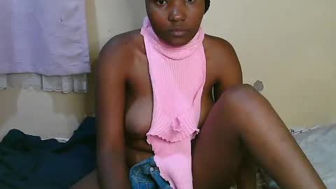 Snapshot of sexy_banice chatting on June 16, 2026, 2:14 am sexy_banice online show from June 16, 2026, 2:14 am