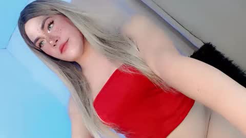 Snapshot of sexy_blaire chatting on September 21, 2025, 11:06 pm Haley Blaire online show from September 21, 2025, 11:06 pm