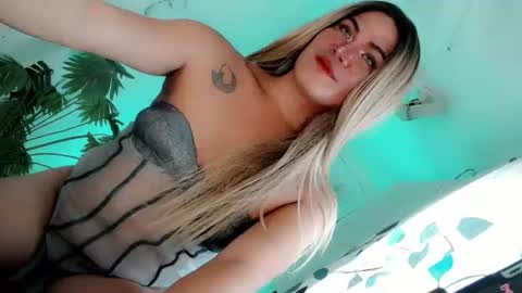Snapshot of sexy_blaire chatting on July 9, 2026, 2:59 am Haley Blaire online show from July 9, 2026, 2:59 am