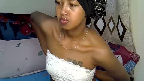 sexy_bluegirl online show from February 2, 2025, 4:15 am