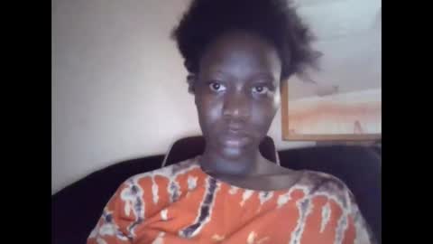 Snapshot of sexy_butty01 chatting on October 17, 2025, 10:29 am sexy_butty01 online show from October 17, 2025, 10:29 am