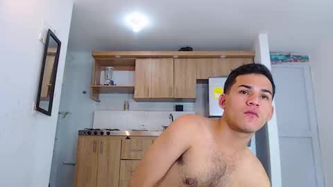 Snapshot of sexy_cat21 chatting on January 26, 2025, 12:16 am Daniel Rendon online show from January 26, 2025, 12:16 am