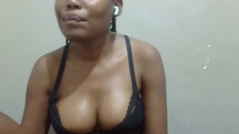 sexy_claude96 online show from January 30, 2025, 8:53 pm