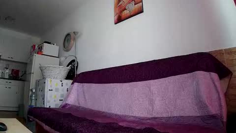 Bunny online show from September 21, 2025, 11:01 am