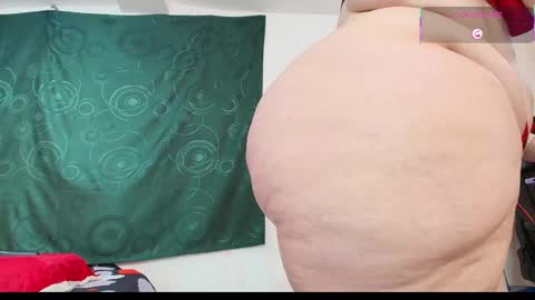 karla           instagram  online show from November 6, 2025, 4:52 pm