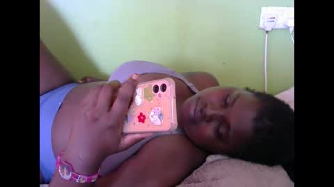 Snapshot of sexy_divana chatting on January 17, 2025, 11:06 am sexy_divana online show from January 17, 2025, 11:06 am