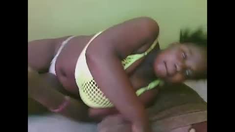 Snapshot of sexy_divana chatting on February 22, 2025, 6:28 am sexy_divana online show from February 22, 2025, 6:28 am