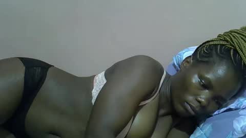 sexy dolly online show from March 20, 2026, 7:57 am