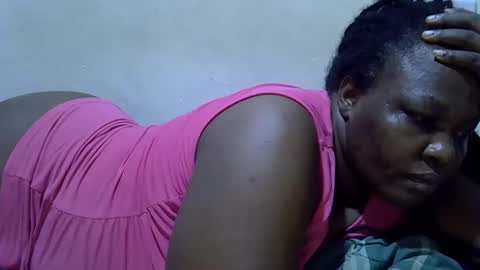 Snapshot of sexy_ebony254 chatting on October 19, 2025, 5:02 pm sexy_ebony254 online show from October 19, 2025, 5:02 pm