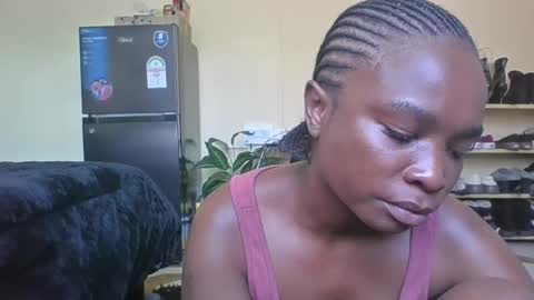 Trina online show from November 7, 2025, 10:37 am